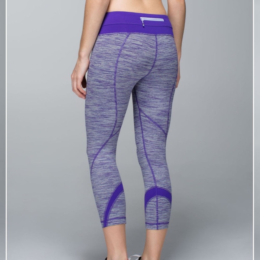 Lululemon Run: Inspire Crop II